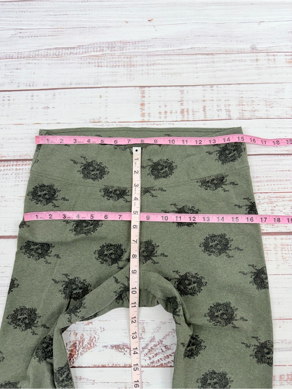 Pact Women’s Size Large Olive Green Grateful Dead Leggings - Picture 7 of 12